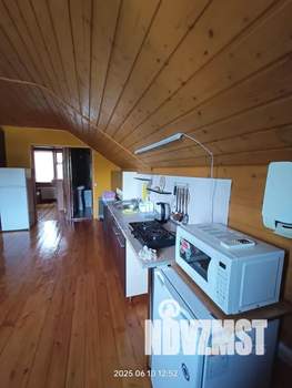 Дом 45м², 3-этажный, посуточно,