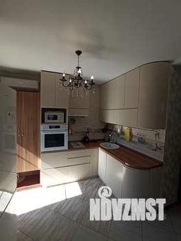 Дом 40м², 3-этажный, посуточно,