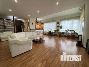 Дом 230м², 2-этажный, на длительный срок,