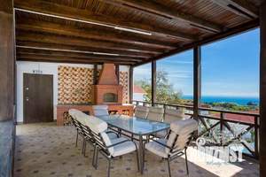 Дом 200м², 2-этажный, посуточно,