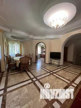 Дом 290м², 2-этажный, посуточно,