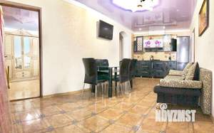 Дом 200м², 2-этажный, посуточно,