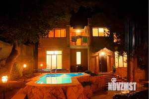 Дом 184м², 2-этажный, посуточно,