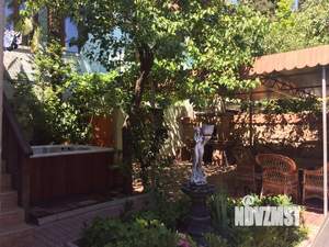 Дом 200м², 2-этажный, посуточно,