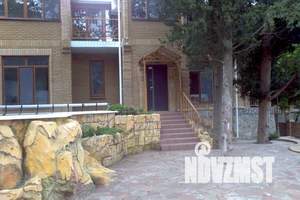 Дом 184м², 2-этажный, посуточно,