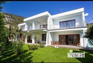 Дом 260м², 2-этажный, посуточно,