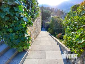 Дом 280м², 2-этажный, посуточно,