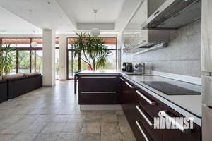 Дом 250м², 2-этажный, посуточно,