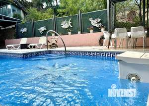 Дом 390м², 3-этажный, посуточно,