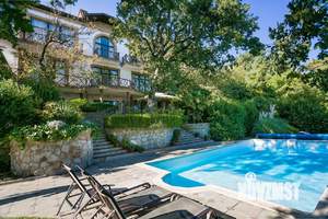 Дом 330м², 3-этажный, посуточно,