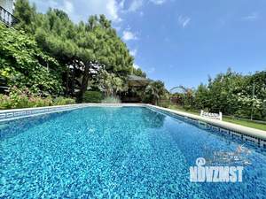 Дом 400м², 3-этажный, посуточно,