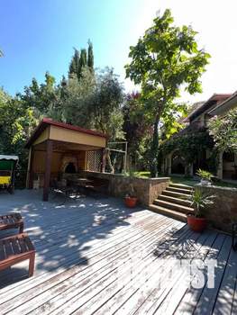 Дом 290м², 2-этажный, посуточно,