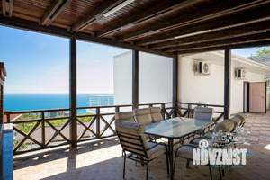 Дом 200м², 2-этажный, посуточно,