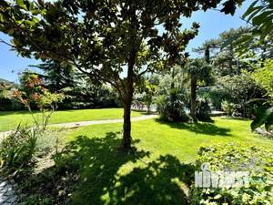 Дом 550м², 3-этажный, посуточно,