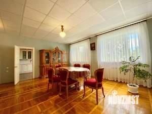 Дом 300м², 3-этажный, посуточно,