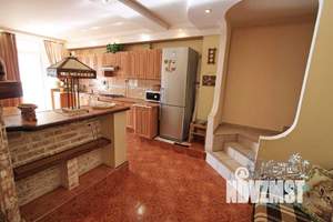 Дом 216м², 2-этажный, посуточно,