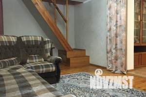 Дом 70м², 2-этажный, посуточно,