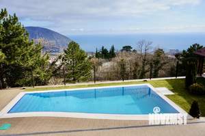 Дом 350м², 2-этажный, посуточно,