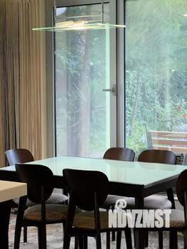 Дом 200м², 3-этажный, посуточно,