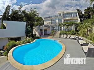 Дом 300м², 3-этажный, посуточно,