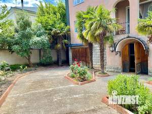 Дом 300м², 3-этажный, посуточно,