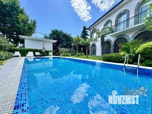 Дом 300м², 2-этажный, посуточно,