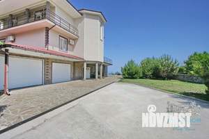 Дом 350м², 3-этажный, посуточно,