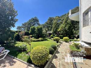 Дом 360м², 3-этажный, посуточно,