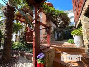 Дом 180м², 2-этажный, посуточно,