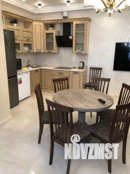 Дом 50м², 3-этажный, посуточно,