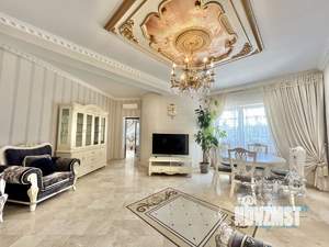 Дом 320м², 3-этажный, посуточно,