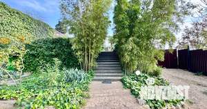 Дом 400м², 2-этажный, посуточно,