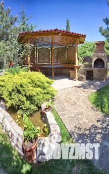 Дом 250м², 3-этажный, посуточно,