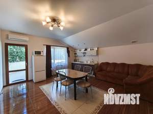 Дом 80м², 3-этажный, посуточно,