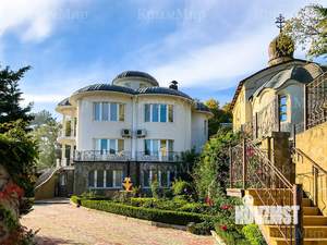 Дом 360м², 3-этажный, посуточно,