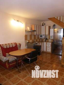 Дом 49м², 2-этажный, посуточно,