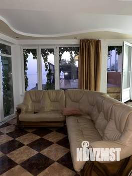 Дом 400м², 3-этажный, посуточно,