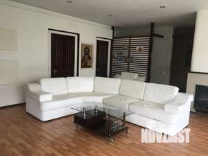 Дом 220м², 2-этажный, посуточно,