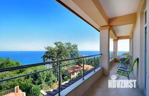 Таунхаус 80м², 3-этажный, на длительный срок,