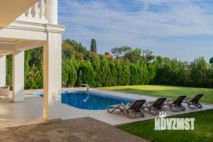 Дом 350м², 3-этажный, посуточно,