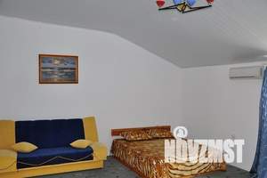 Дом 10м², 2-этажный, посуточно,