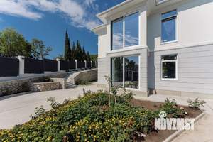 Коттедж 239м², 2-этажный, участок 7 сот.