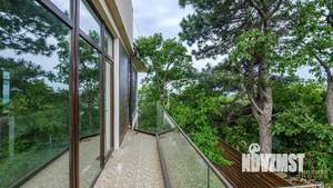 Дом 298м², 2-этажный, участок 5 сот.