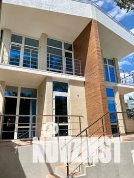 Дом 232м², 2-этажный, участок 3 сот.