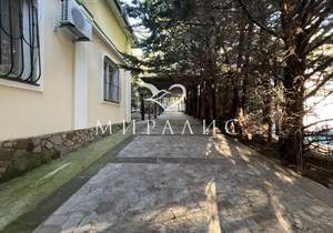 Дом 210м², 2-этажный, участок 5 сот.