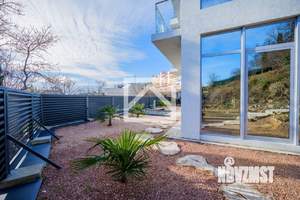 Дом 315м², 3-этажный, участок 8 сот.