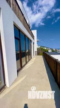 Коттедж 250м², 3-этажный, участок 3 сот.