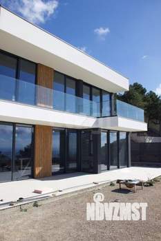 Дом 191м², 2-этажный, участок 4 сот.