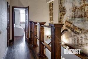 Дом 240м², 3-этажный, участок 1 сот.