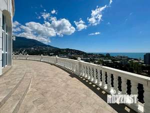 Дом 830м², 3-этажный, участок 10 сот.